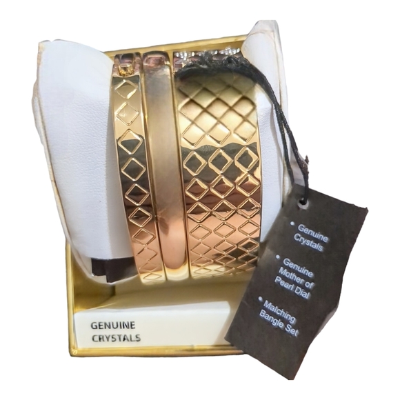 Elgin Gold Tone Quartz Watch With 2 Bracelets Set - Picture 3 of 5